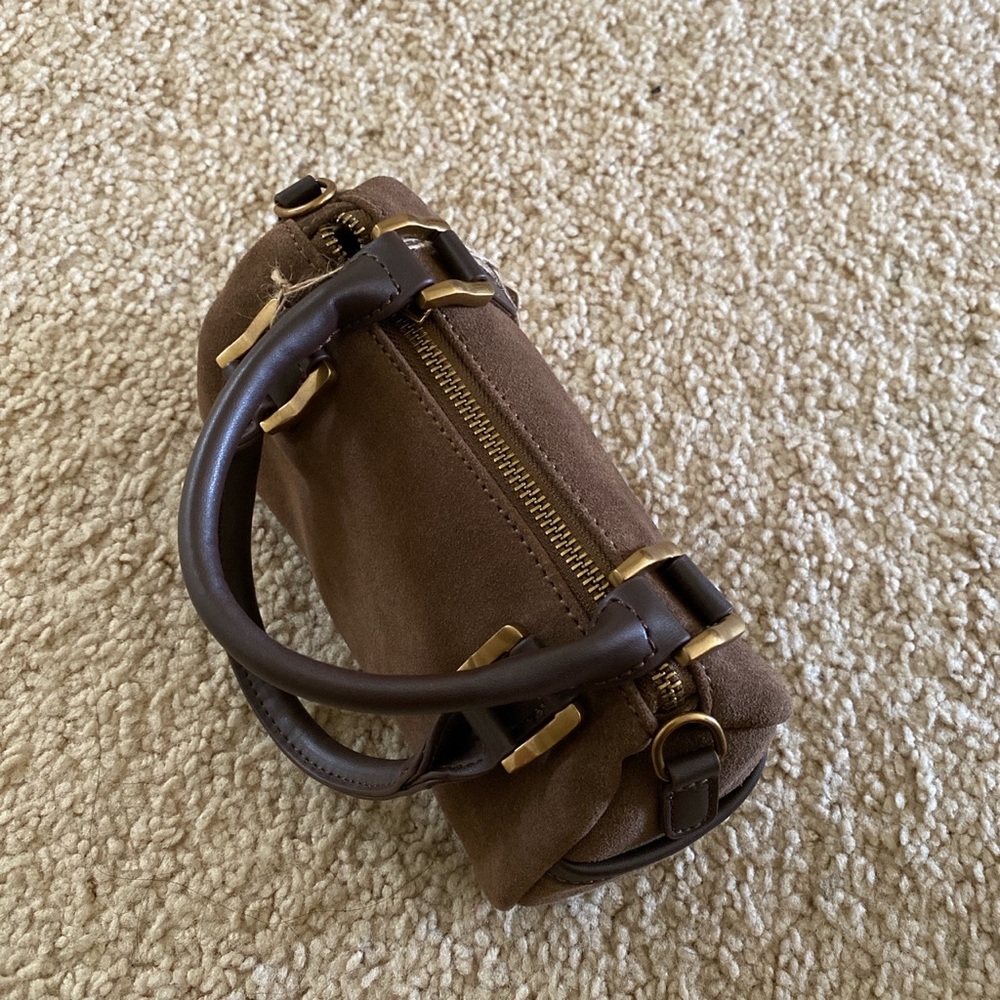 Brandy melville brown suede crossbody handbag - Picture 7 of 8